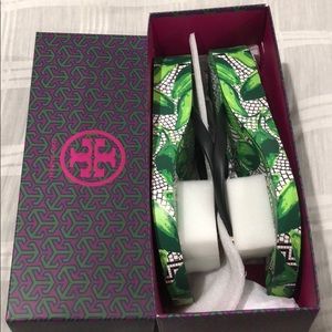 Thandie Wedge Tory Burch Flip Flops